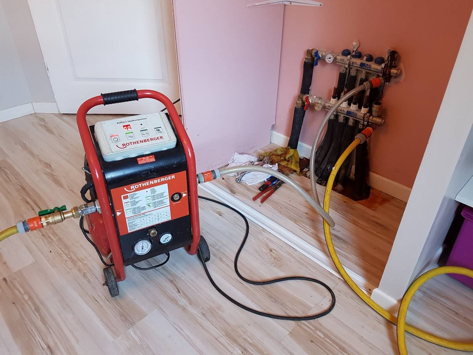 Yenisahra Vaillant Hermetik Şofben Kombi Bakımı